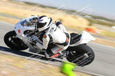 media/Oct-15-2023-TrackXperience (Sun) [[85198ff50b]]/Group 3/session 4 turn 3/